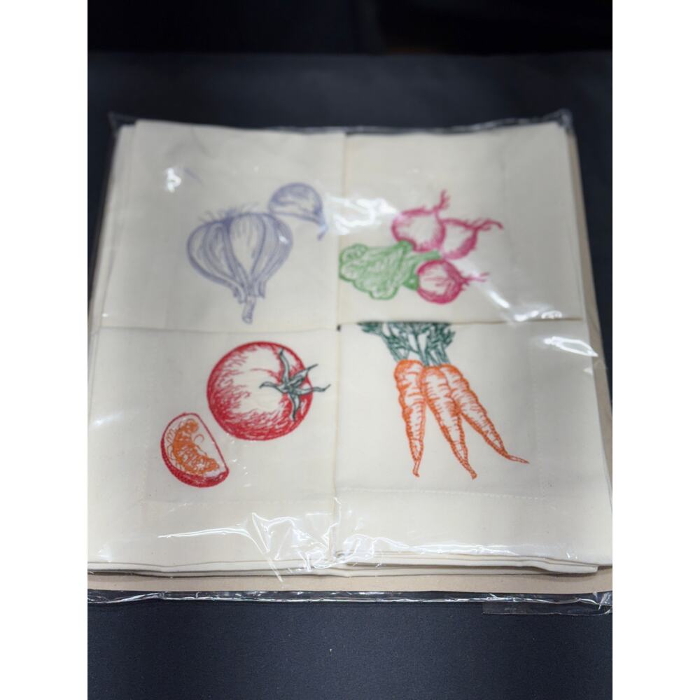 Set of 4 Trader Joe’s Embroidered Cotton Napkins Vegetable Design,20” x 20”, NIP
